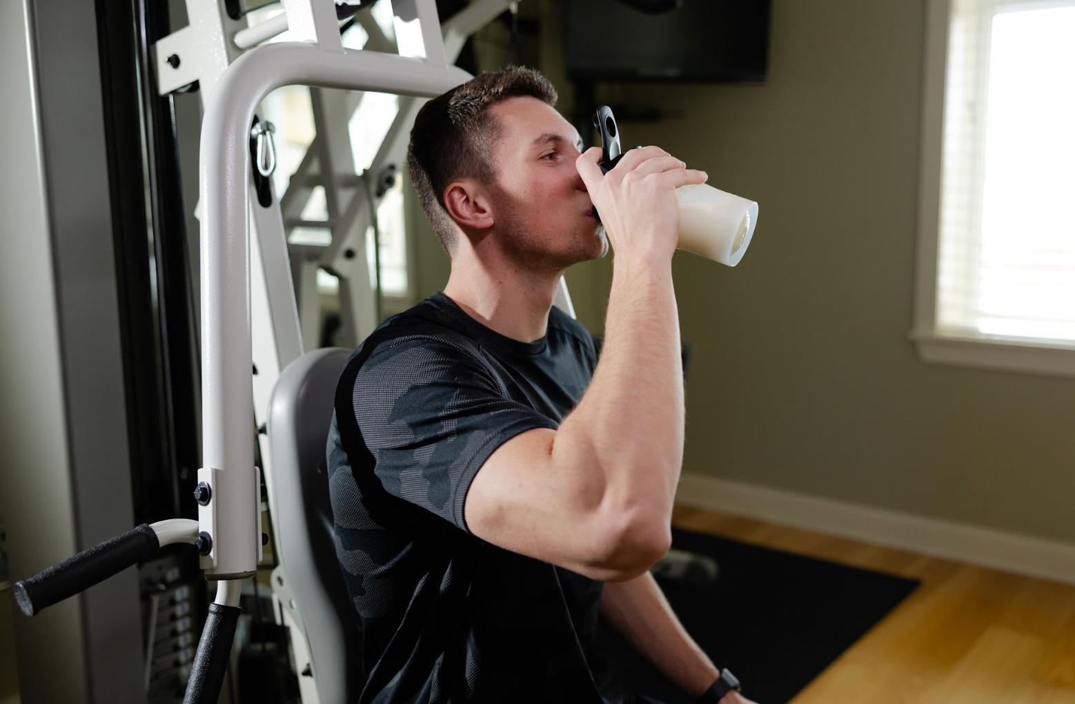 Bovine Colostrum vs Whey Protein: What’s the Difference and Which One Is Right for You?